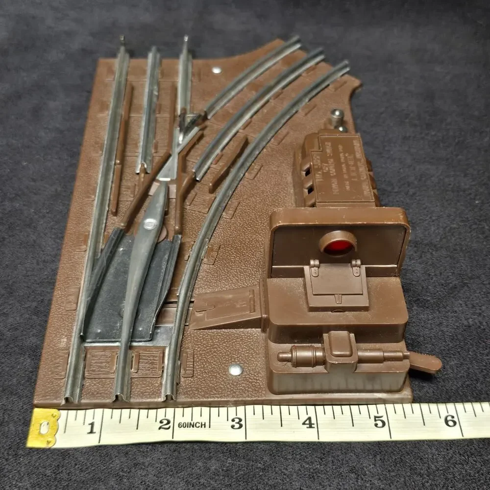 Lionel 027 Gauge Left Hand Remote Control Switch for Steel Alloy Railroad